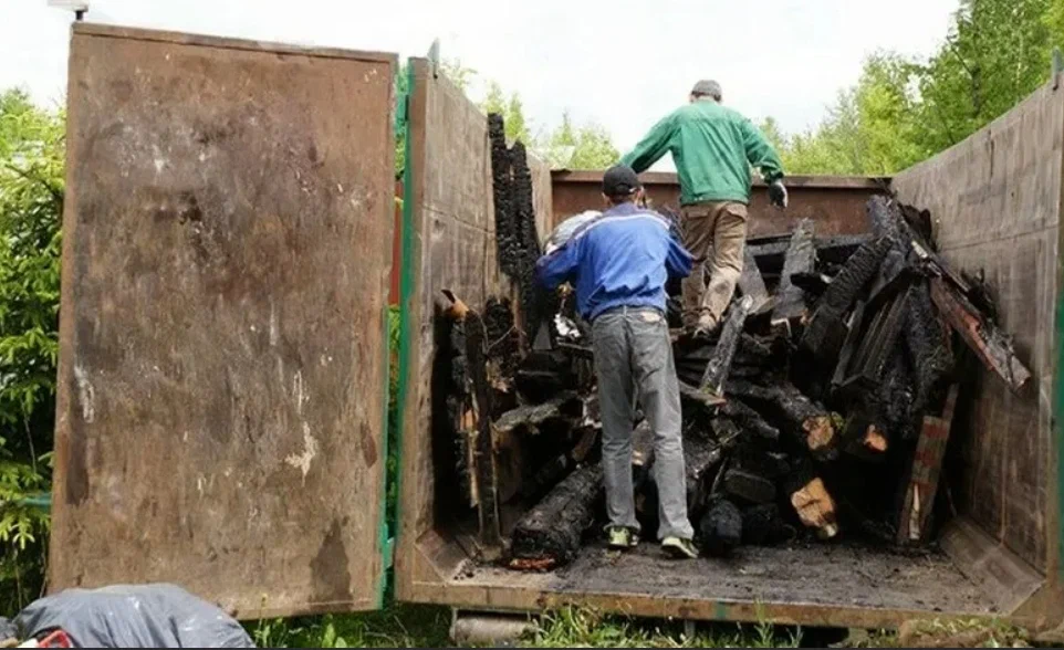 Вывоз мусора после пожара в Старом Осколе от ПроМусор — уборка, утилизация, цена от 2479 руб