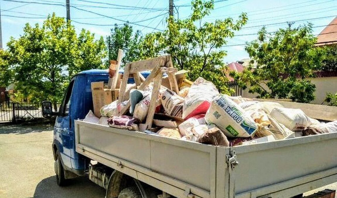 Вывоз мусора Газелью в Старом Осколе в октябре