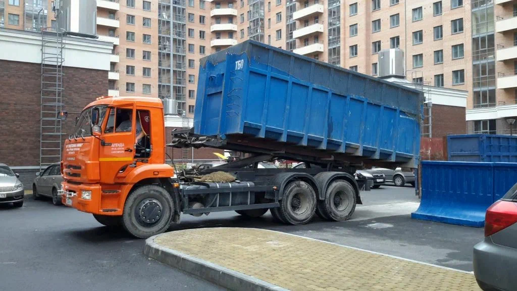 Аренда пухто для вывоза строительного и бытового мусора в Старом Осколе в октябре
