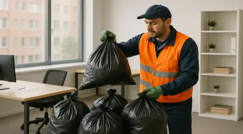 Уборка и вывоз мусора после мероприятий в Старом Осколе в октябре