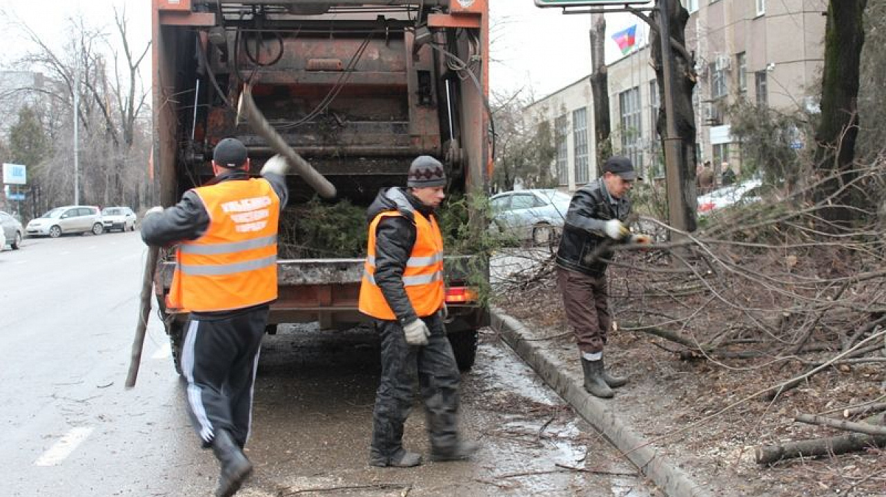 Уборка после стихийного бедствия в Старом Осколе от 2883 руб